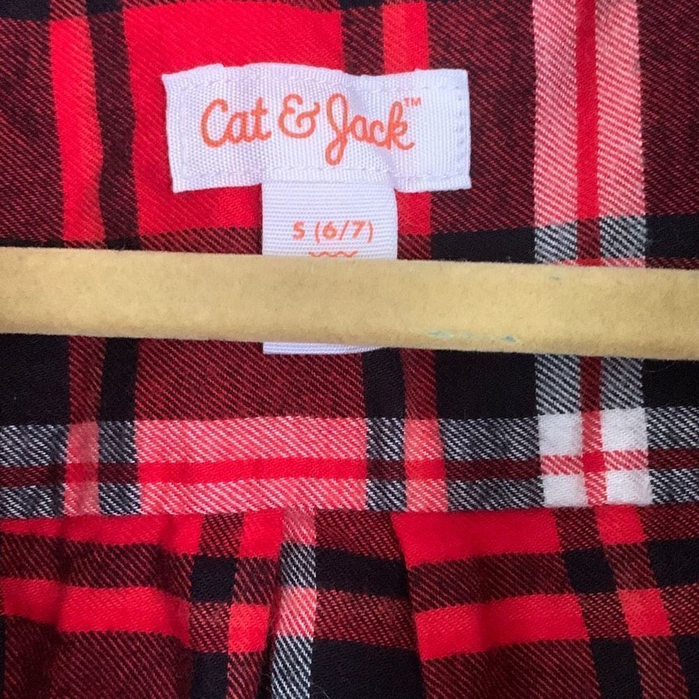 Cat & Jack Flannel size 6-7 - Picture 3 of 4
